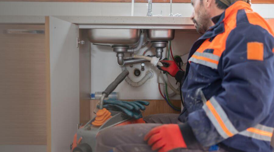 Local tankless water heater installation in New Sharon, IA